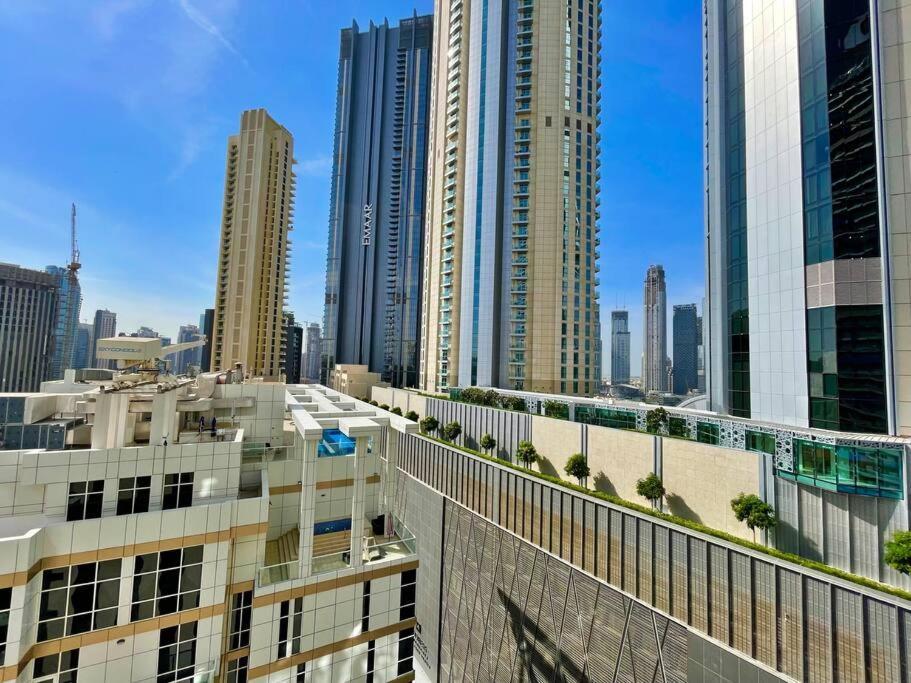 Vvk Holiday Homes, Dunya Tower Dubái Exterior foto